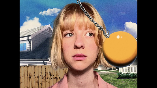 Falling Apart clip video